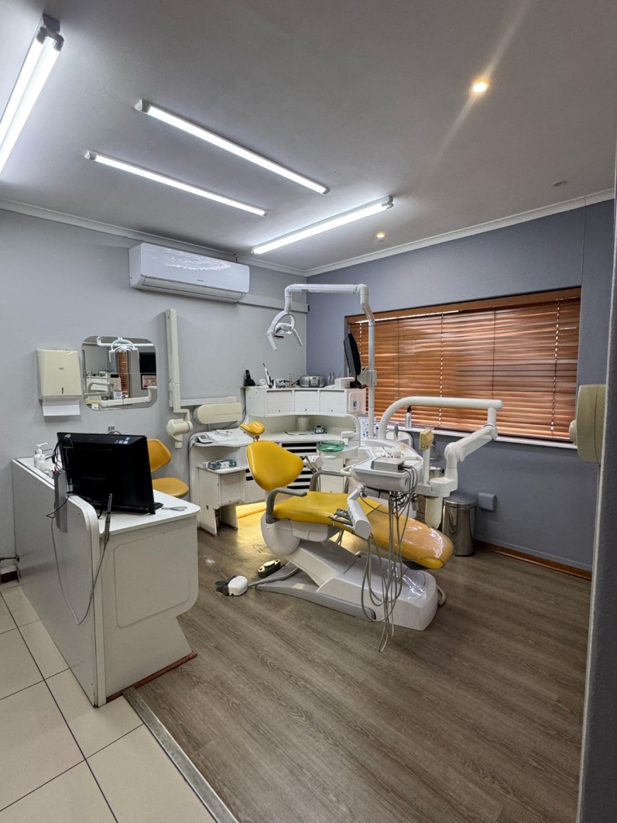  Bedroom Property for Sale in Hillcrest Heights Western Cape